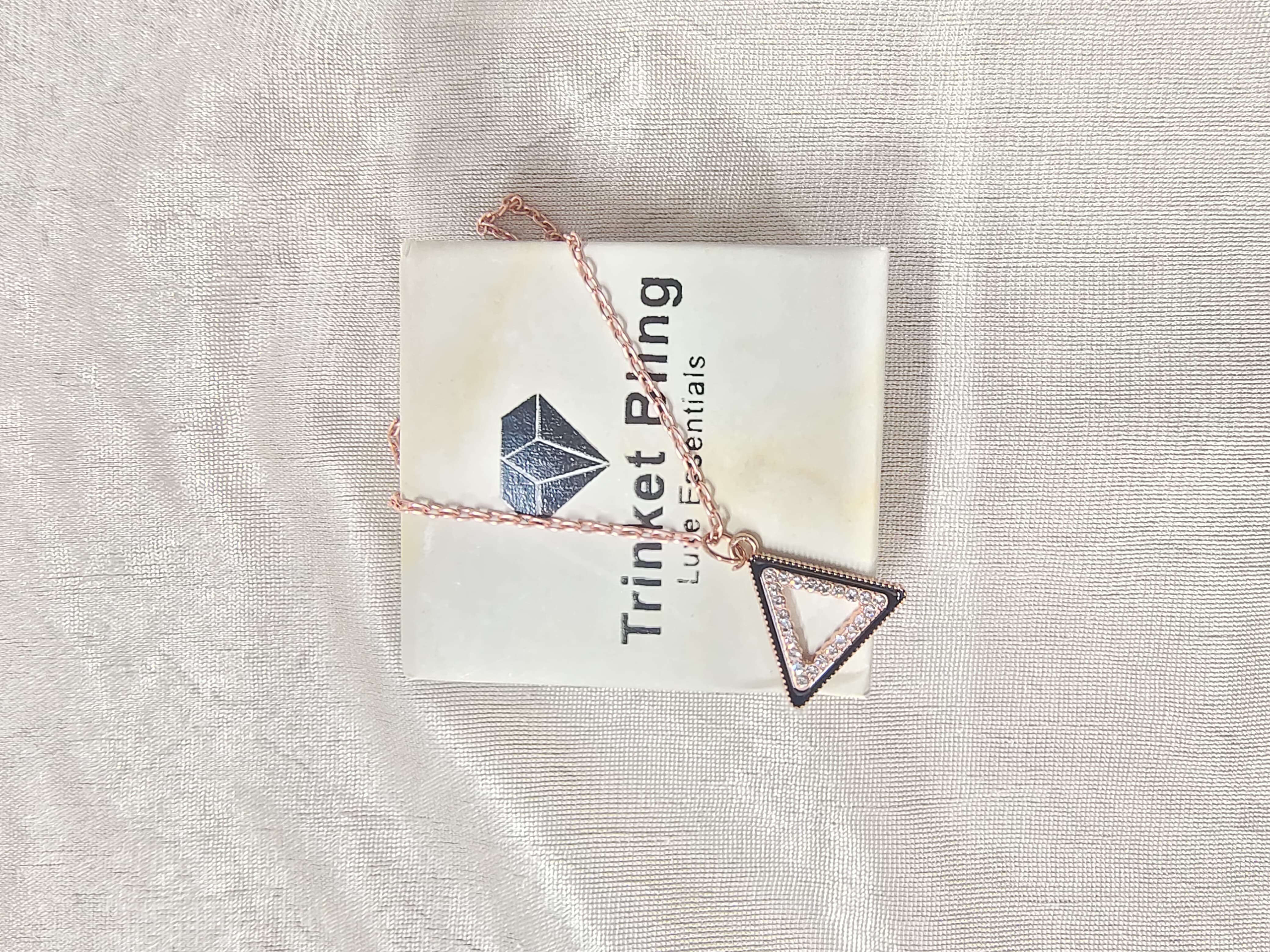 Traditional Beautful Pendant Alloy Gold Plated Without Chain Jewellery