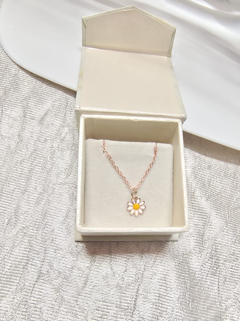 Charm with Chain Fashion Stylish Minimalist Bohemian Necklace Designer Delicate Pendant Necklace for Girls And Women - Rose Gold