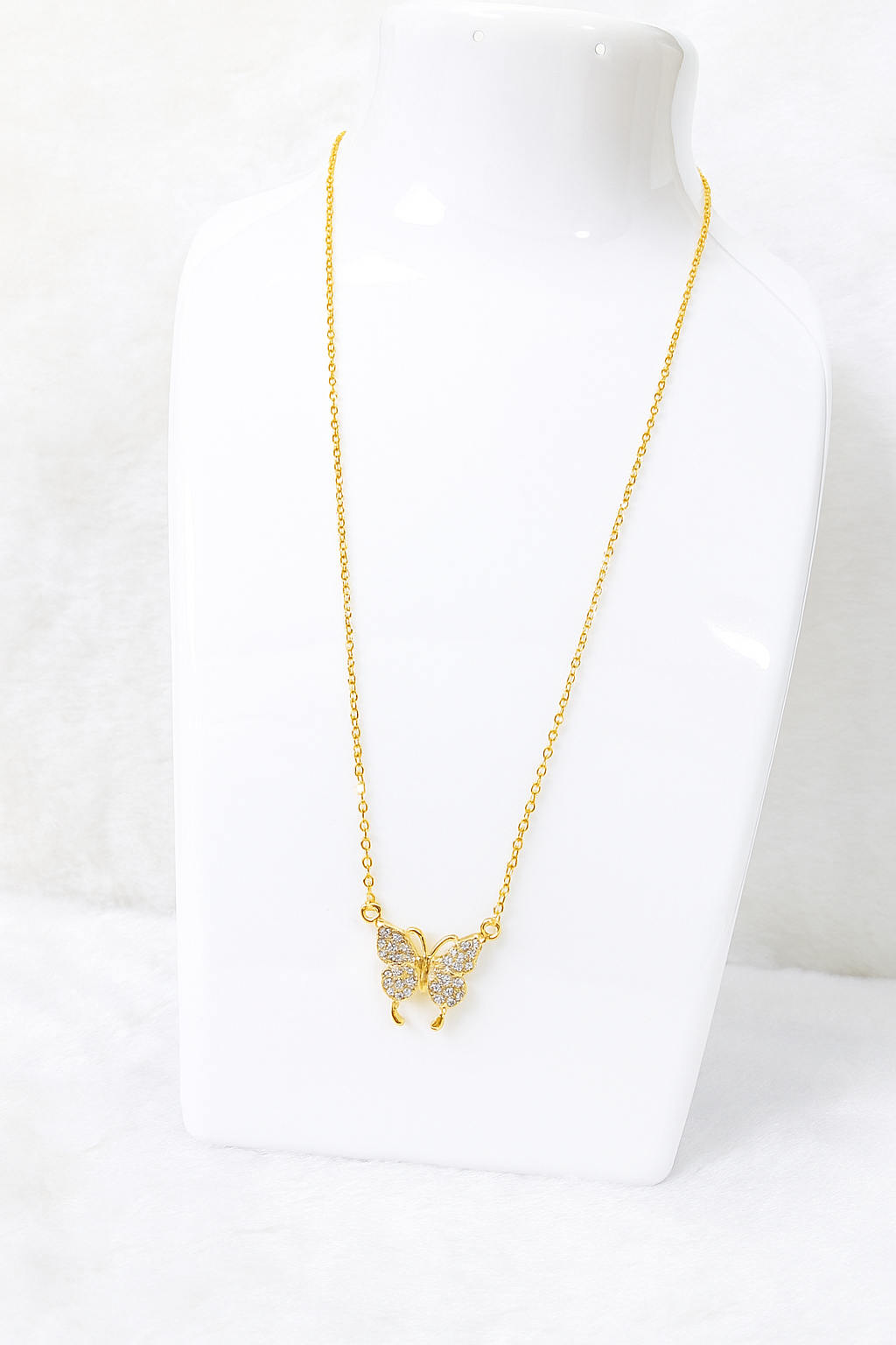 Gold Plated American Diamond Pendent chain For All age Women And Girls..