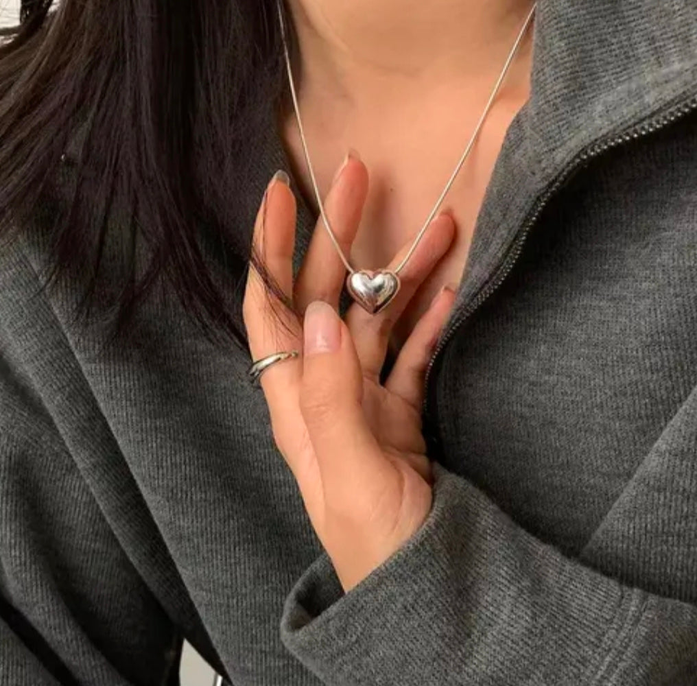 Gold Plated Heart Pendant Necklace ||gift for girls Gold-plated Stainless Steel Necklace (Pack of 1)